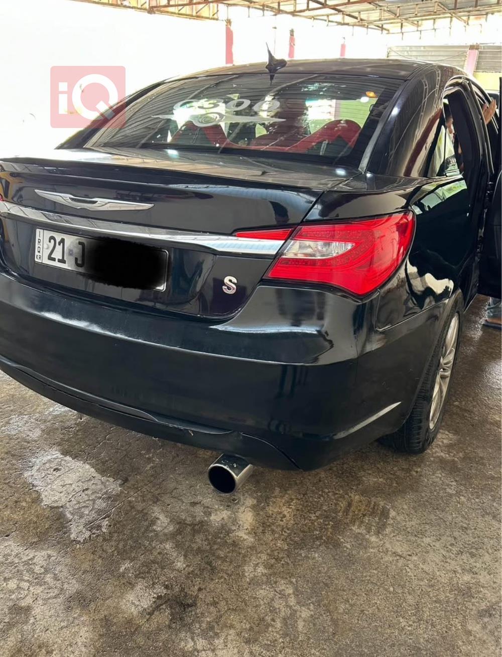 Chrysler 200